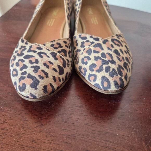 Toms US Womens Sz 7.5 Julie Leopard Flats Casual Shoes Animal Print Office - Picture 7 of 9